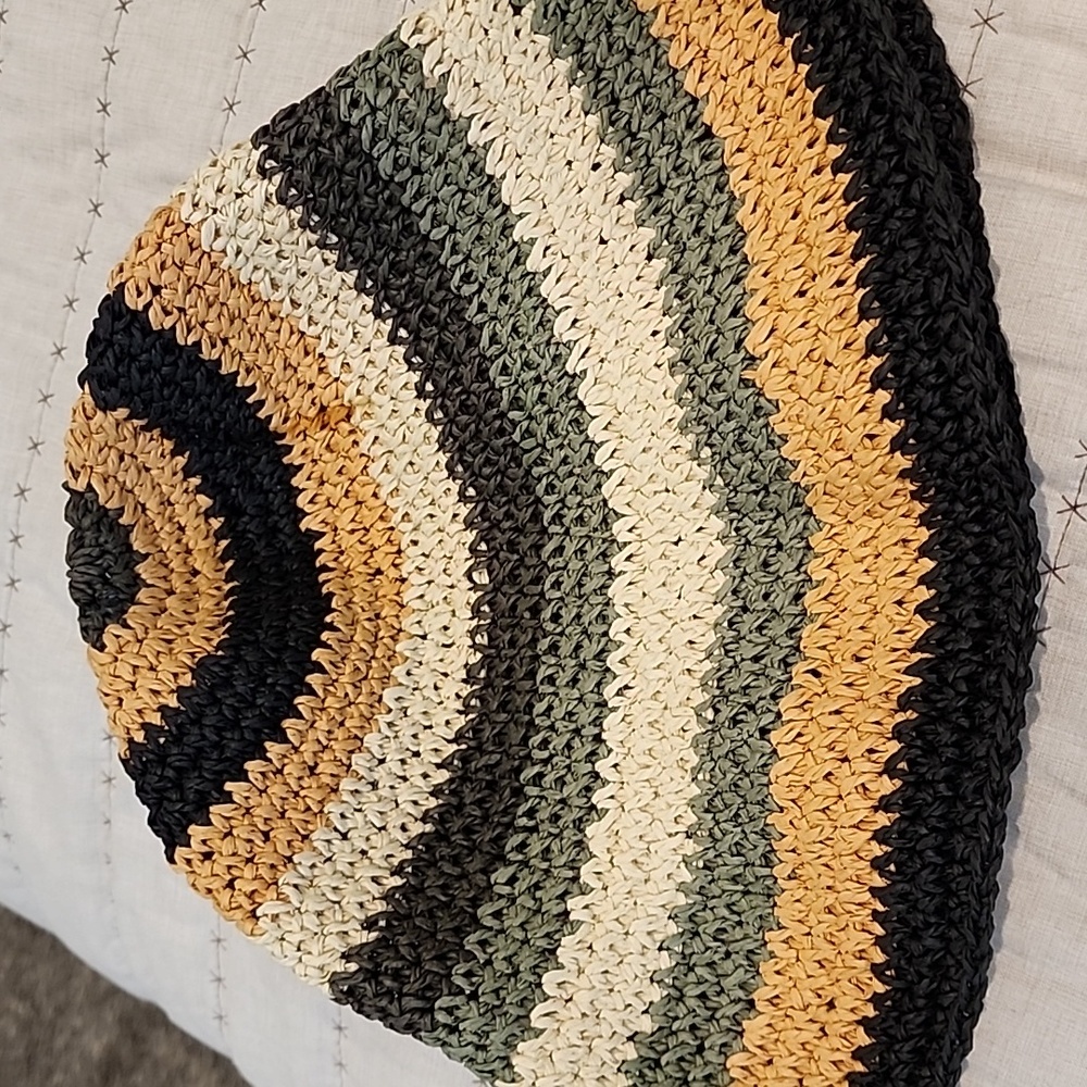 BNWT Bucket Hat
